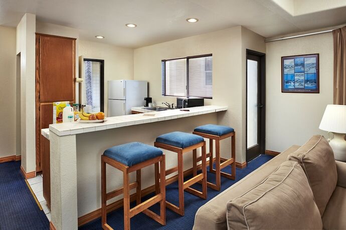 Imagen de la habitación del Hotel Seaport Village Inn Avalon. Foto 35