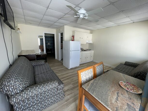 Imagen general del Hotel Searay Motel. Foto 4