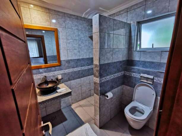 Imagen general del Hotel Searenity Beach Villa. Foto 7