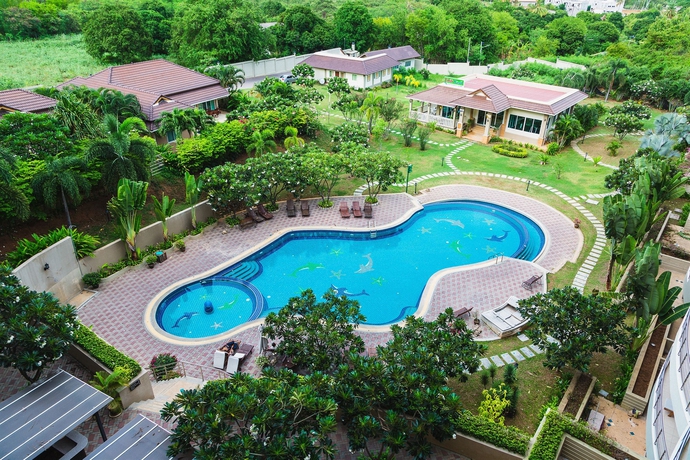 Imagen de la piscina del Hotel Searidge Hua Hin Resort and Pool Villa. Foto 14
