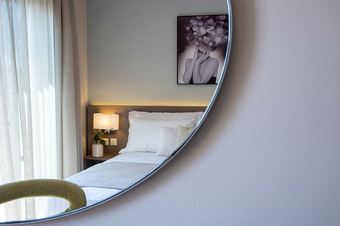 Imagen de la habitación del Hotel Searocks Exclusive Villas Resort. Foto 12