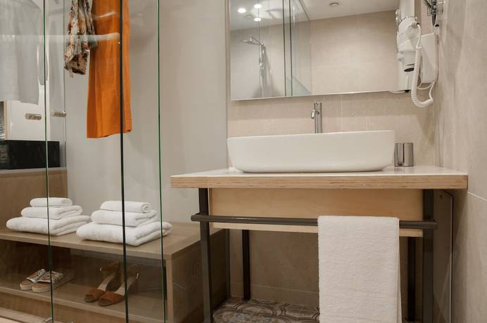 Imagen de la habitación del Hotel Seasabelle near Athens Airport. Foto 7