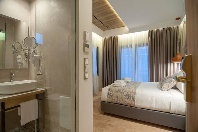 Imagen de la habitación del Hotel Seasabelle near Athens Airport. Foto 16