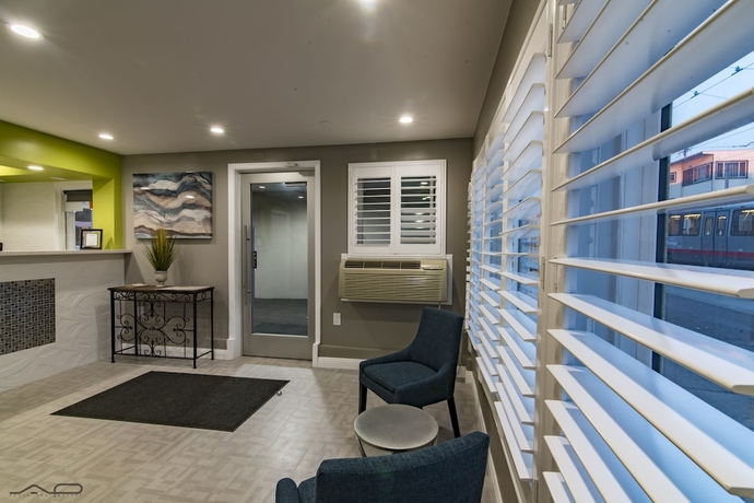Imagen de los interiores del Hotel Seascape Inn - A Fairbridge. Foto 16