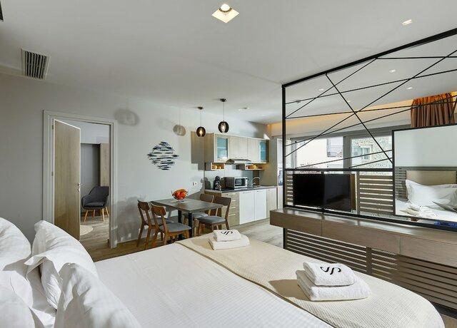 Imagen de la habitación del Hotel Seascape Luxury Residences. Foto 17