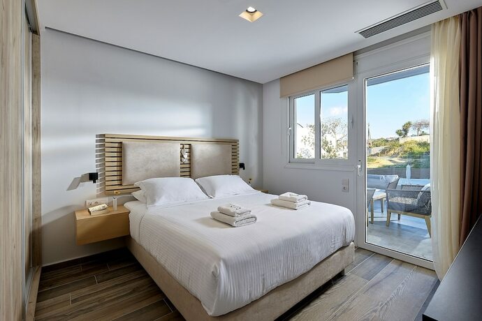 Imagen de la habitación del Hotel Seascape Luxury Residences. Foto 18