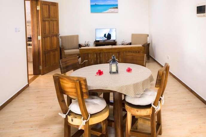 Imagen de la habitación del Hotel Seashell Beach Villa. Foto 15
