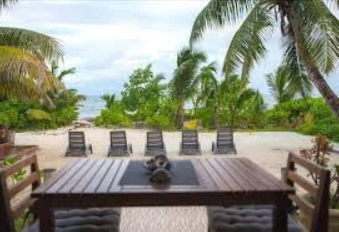 Imagen de la habitación del Hotel Seashell Beach Villa. Foto 16