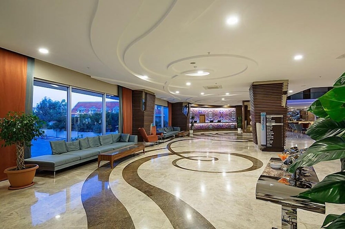 Imagen de los interiores del Hotel Seashell Resort and Spa. Foto 9