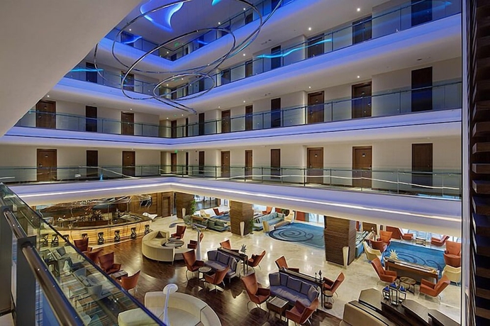 Imagen de los interiores del Hotel Seashell Resort and Spa. Foto 10