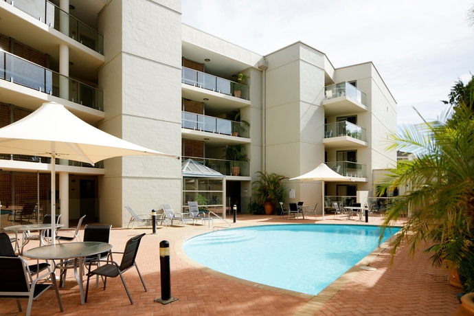 Imagen de la piscina del Hotel Seashells Scarborough. Foto 14