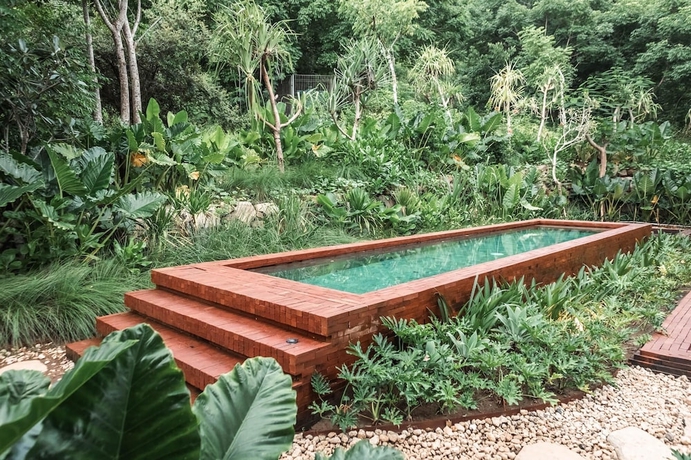 Imagen de la piscina del Hotel Seaside Collective. Foto 15