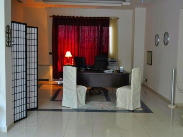 Imagen general del Hotel Seaside, Gjasht&euml;. Foto 2