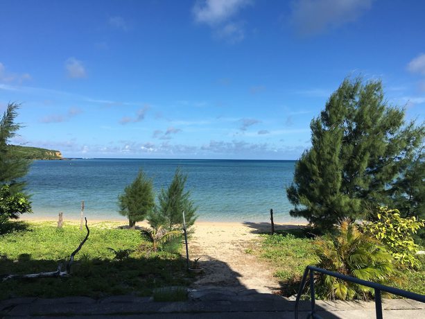 Imagen de los exteriores del Hotel Seaside Hotel Blue Moon. Foto 12