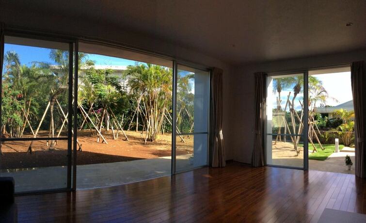 Imagen general del Hotel Seaside House Nirai. Foto 6