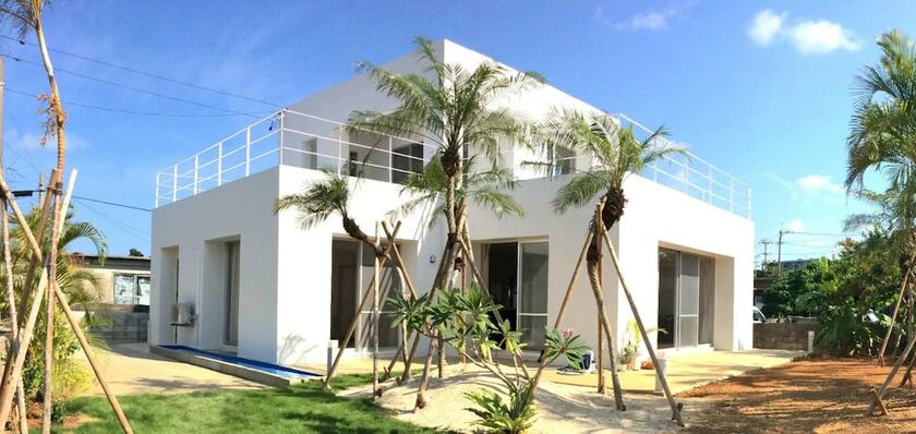 Imagen general del Hotel Seaside House Nirai. Foto 11