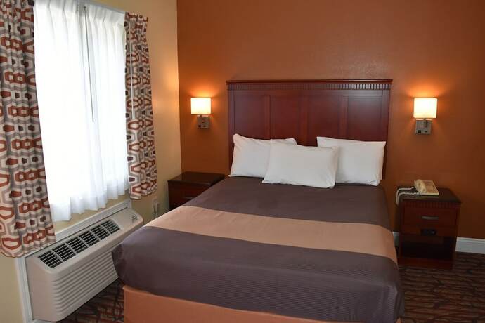 Imagen de la habitación del Hotel Seaside Inn, Seaside. Foto 19