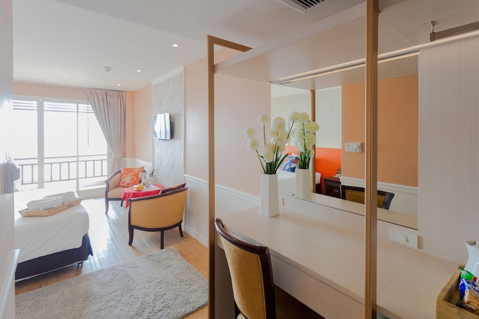 Imagen de la habitación del Hotel Seaside Jomtien Beach. Foto 9
