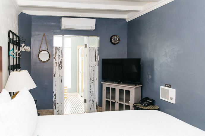 Imagen de la habitación del Hotel Seaside Laguna Inn and Suites. Foto 10