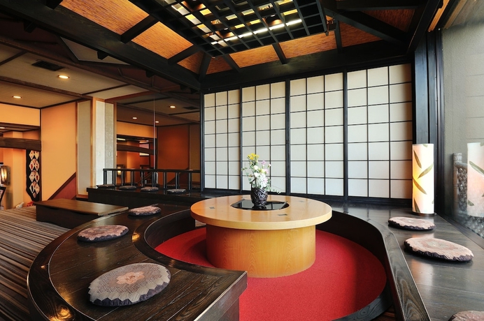 Imagen de los interiores del Hotel Seaside Mimatsu Ooetei. Foto 17