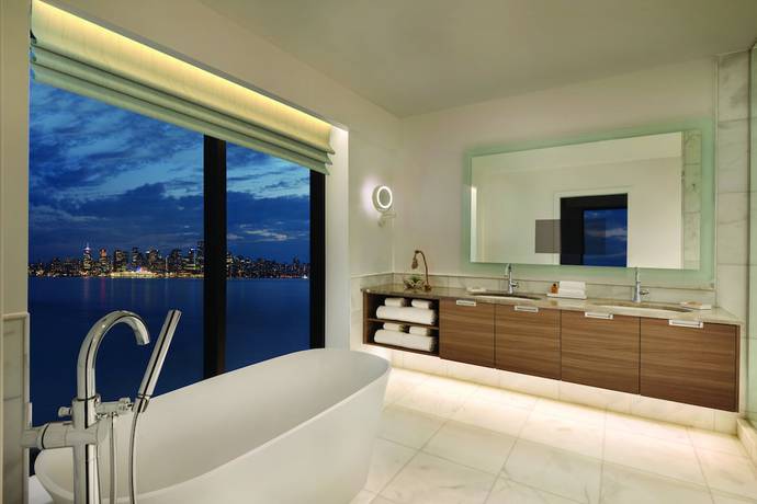 Imagen de la habitación del Hotel Seaside North Vancouver. Foto 6
