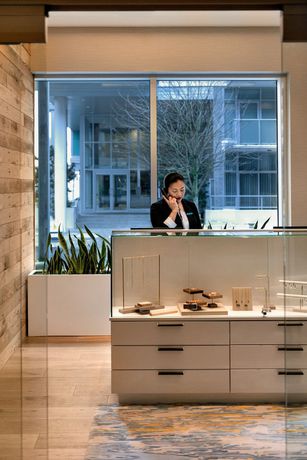Imagen de los interiores del Hotel Seaside North Vancouver. Foto 18