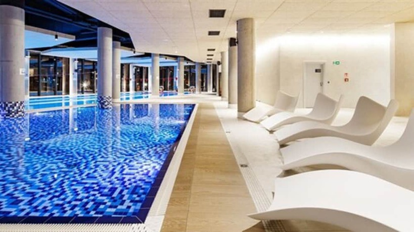 Imagen de la piscina del Hotel Seaside Park. Foto 19