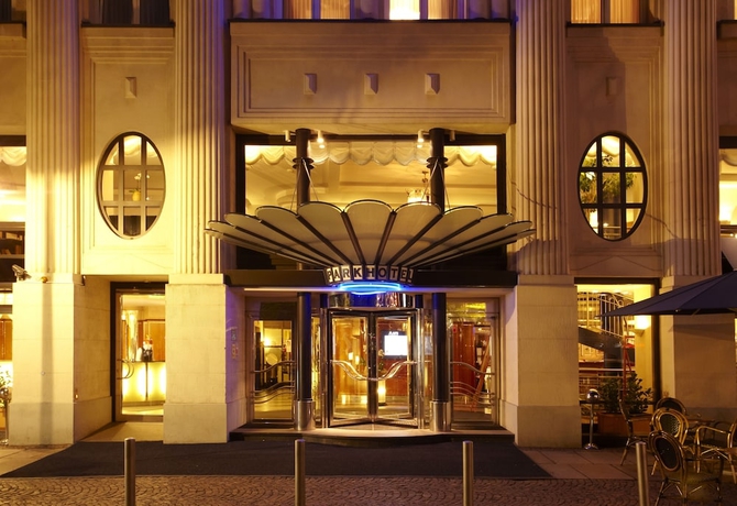 Imagen de los interiores del Hotel Seaside Park Leipzig. Foto 18