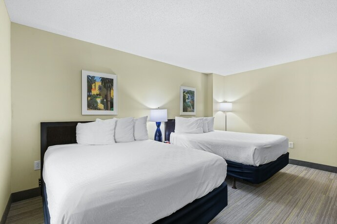 Imagen de la habitación del Hotel Seaside Resort. Foto 16