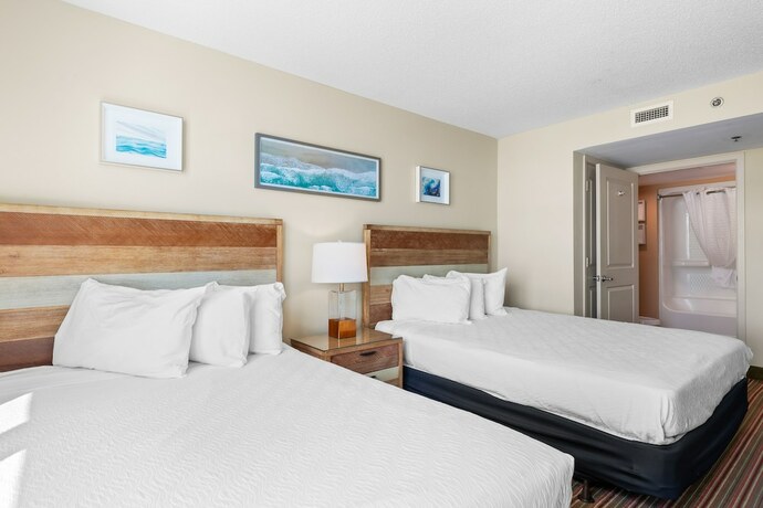 Imagen de la habitación del Hotel Seaside Resort. Foto 19