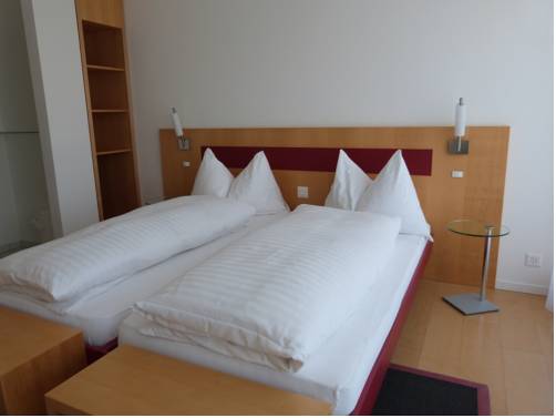 Imagen de la habitación del Hotel Seaside, SPIEZ. Foto 8