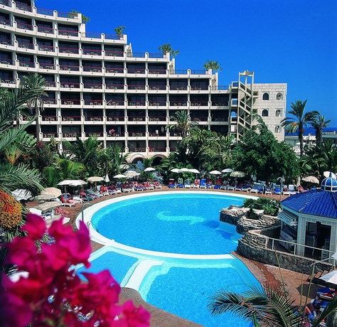 Imagen de los exteriores del Hotel Seaside Sandy Beach. Foto 9