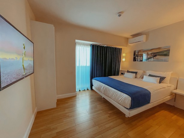 Imagen de la habitación del Hotel Seaside VIP40. Foto 9