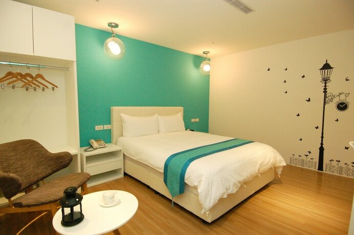Imagen de la habitación del Hotel Season 5 Inn. Foto 23
