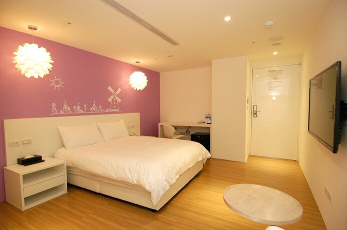 Imagen de la habitación del Hotel Season 5 Inn. Foto 27