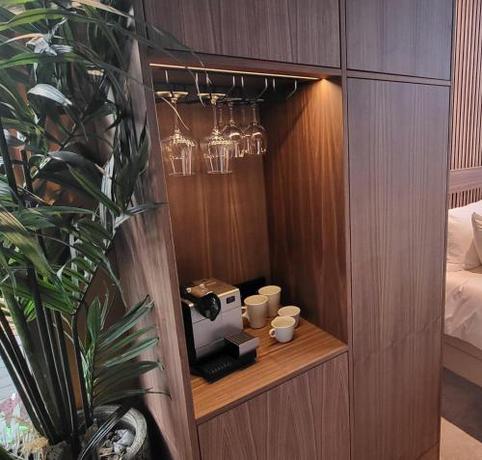 Imagen de la habitación del Hotel Season. Foto 8