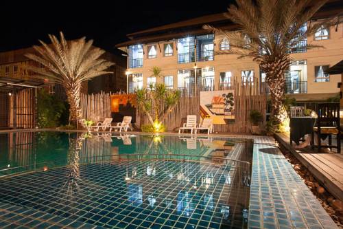 Imagen de la habitación del Hotel Season Palace Huahin. Foto 2
