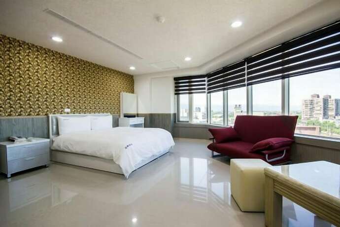 Imagen general del Hotel Season Skyline, Luodong. Foto 15