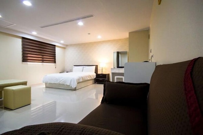 Imagen de la habitación del Hotel Season Skyline, Luodong. Foto 17