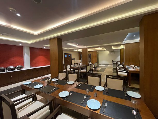 Imagen del bar/restaurante del Hotel Seasons A Boutique. Foto 3