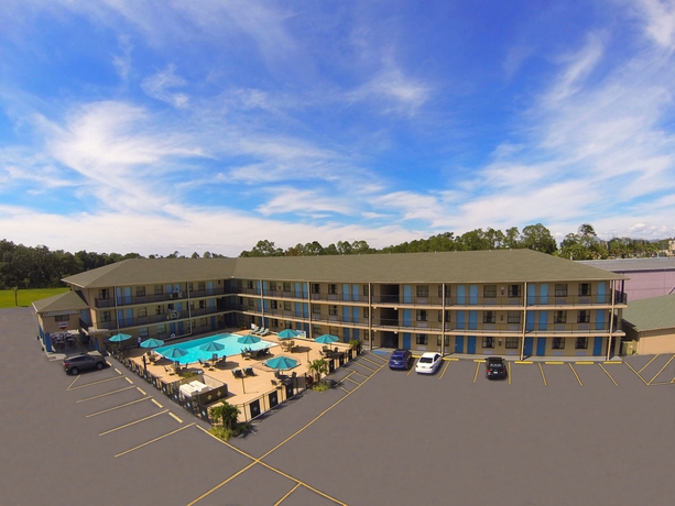 Imagen de los exteriores del Hotel Seasons Florida Resort. Foto 10