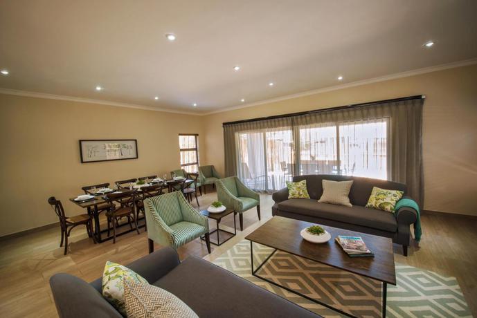 Imagen de los interiores del Hotel Seasons Golf Leisure Spa. Foto 11