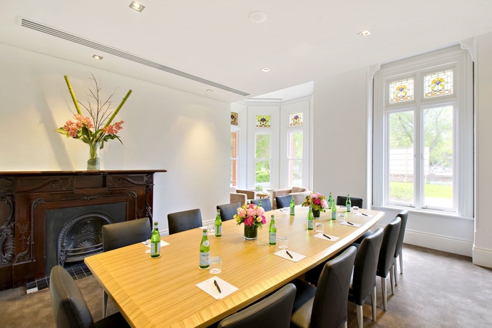 Imagen de los interiores del Hotel Seasons Heritage Melbourne. Foto 13