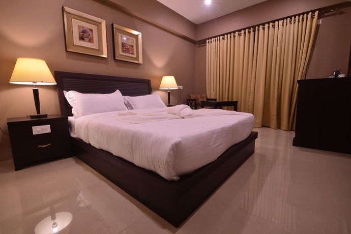 Imagen de la habitación del Hotel Seasons Hotels and Resorts. Foto 2