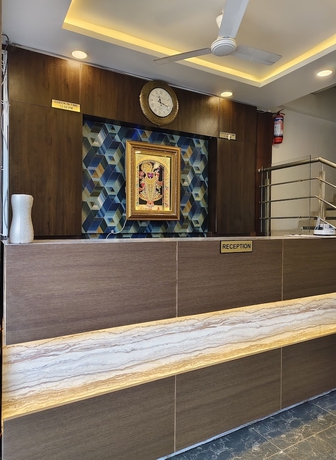 Imagen de los interiores del Hotel Seasons, Indore. Foto 10