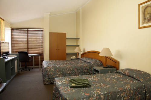 Imagen de la habitación del Hotel Seasons Newman. Foto 3