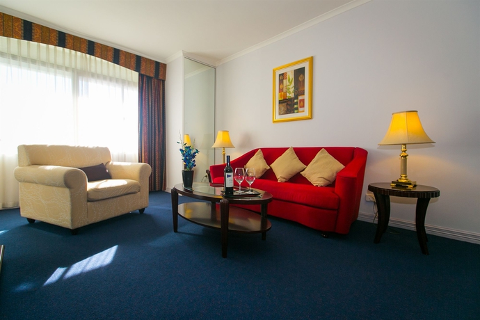 Imagen de los interiores del Hotel Seasons Of Perth. Foto 11