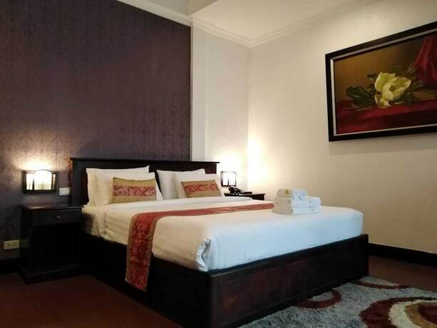 Imagen general del Hotel Seasons Riverside. Foto 7