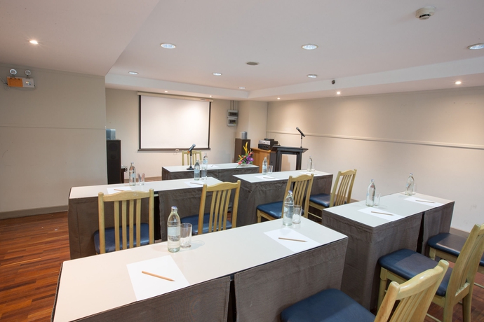 Imagen de los interiores del Hotel Seasons Siam. Foto 16