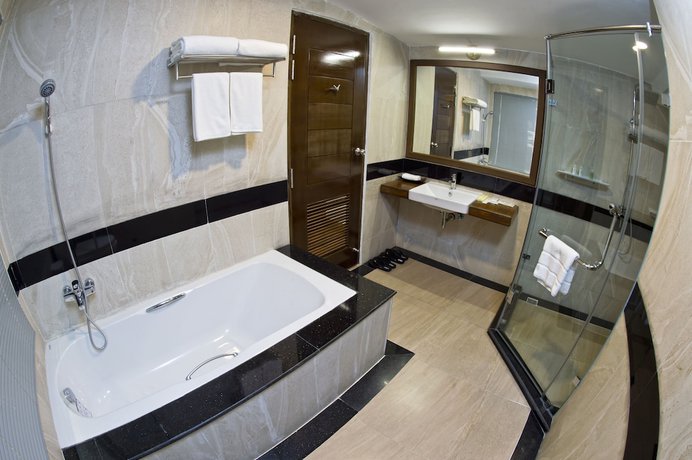 Imagen de la habitación del Hotel Seasonss And Resort- Ngapali. Foto 5